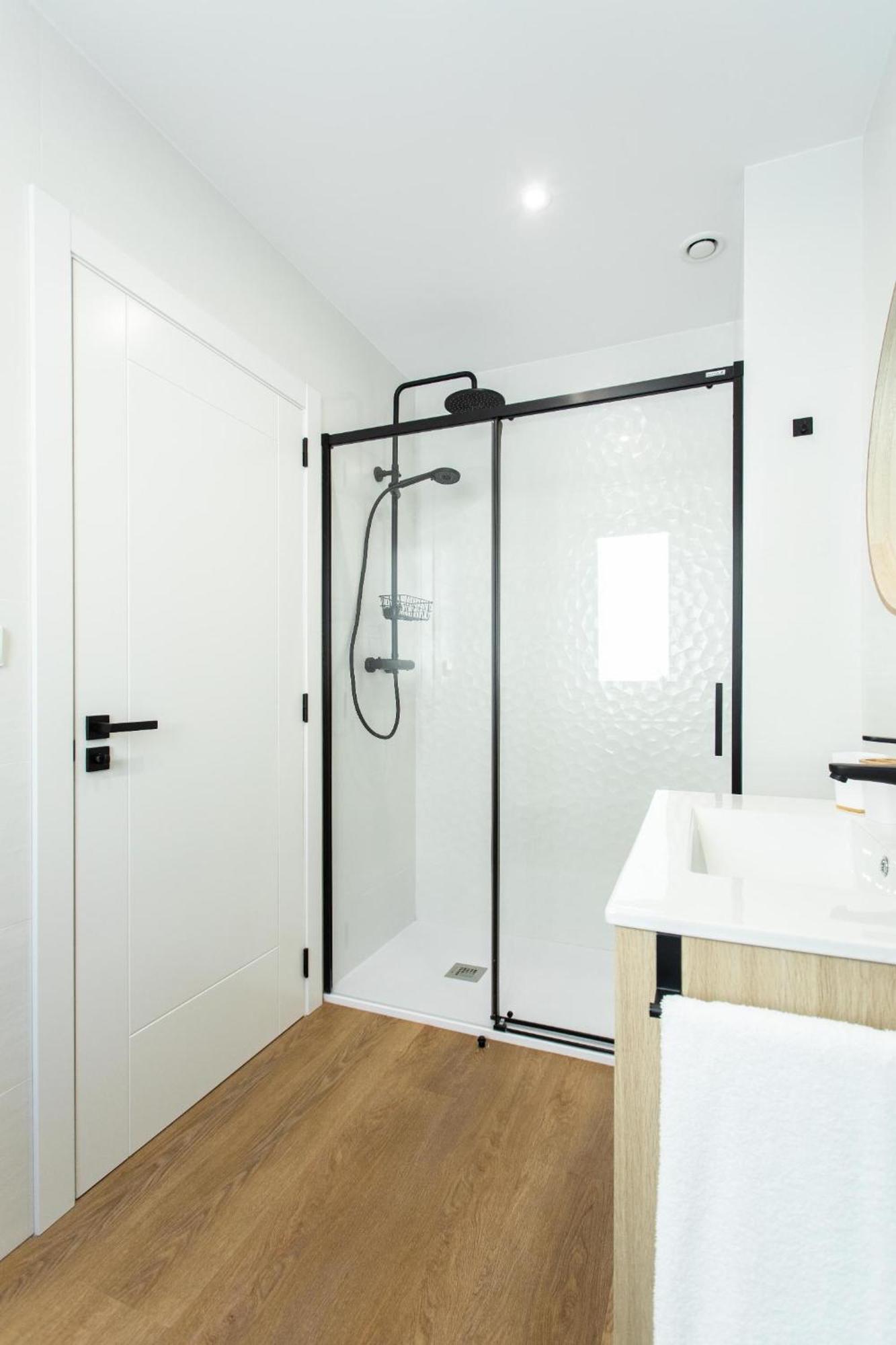 Zalaeta Playa Apartments โอโกรูญา ภายนอก รูปภาพ